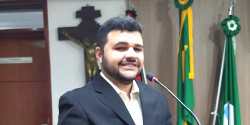 Júnior Abreu assume vaga na Câmara de Sousa após licença de Koloral Júnior