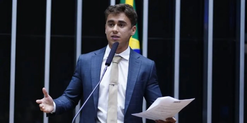 Deputado Nikolas recusa acordo para encerrar processo por ofensas contra o presidente Lula