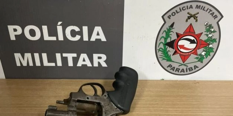  Polícia Militar prende dupla armada em motocicleta, na Paraíba
