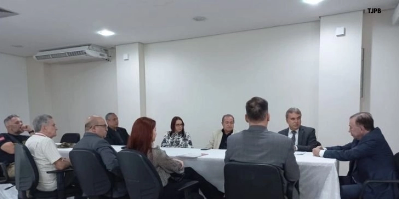 MPPB, TJ e Estado discutem cumprimento de sentença sobre reforma no Róger 