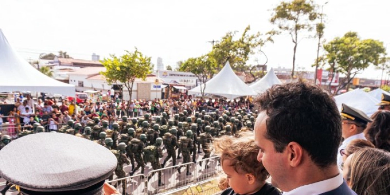 Vice-governador participa de desfile cívico-militar da Independência do Brasil em João Pessoa