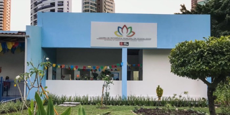 Grupo de dança do Centro de Referência Municipal da Pessoa Idosa se apresenta em evento no Lar da Providência, na Capital