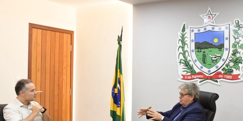 João Azevêdo destaca investimentos e parcerias em obras de mobilidade urbana em reunião com ministro Renan Filho 