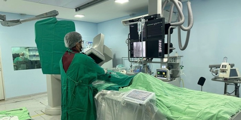Hemodinâmica de Patos atinge meta anual de procedimentos de cardiologia intervencionista