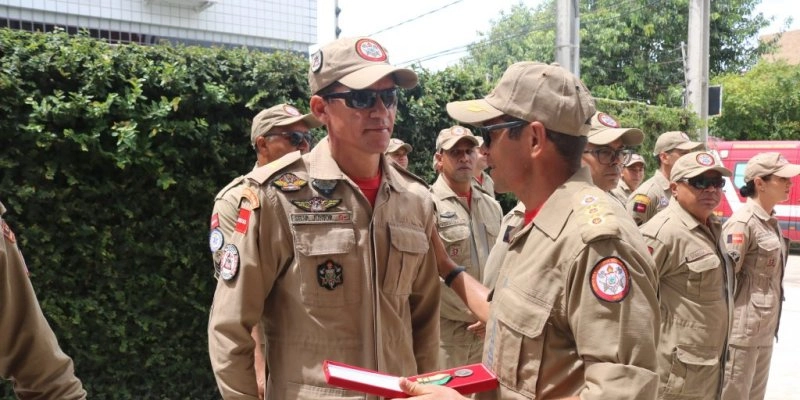 Paraíba envia bombeiros militares e equipamentos para auxiliar no combate aos incêndios que atingem o País 