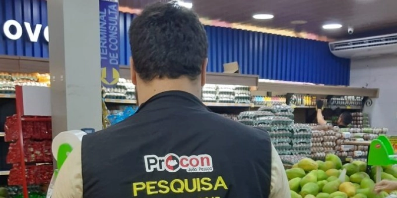 Procon-JP encontra diferença de 700% no preço da alface em pesquisa para hortifrútis