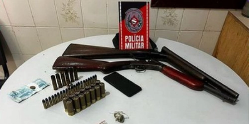 Polícia Militar prende indivíduos e apreende armas de fogo, munições e drogas em São Bento, após disparos em via pública