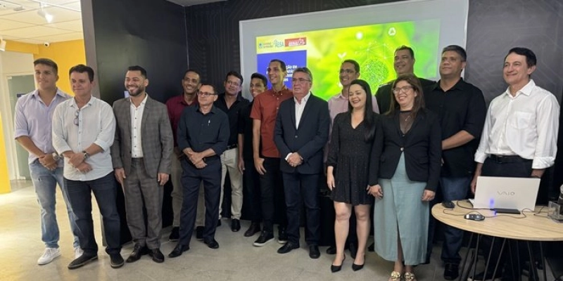 Pós-graduação em recursos hídricos ministra aula de encerramento para primeira turma