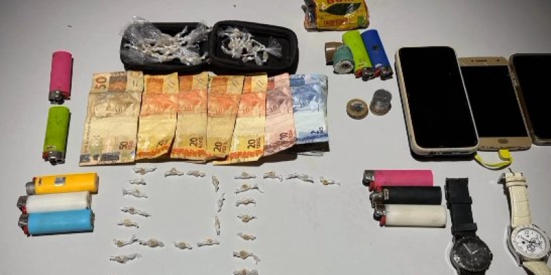 Polícia Civil prende, em flagrante, indivíduos por tráfico de drogas e associação para o tráfico, no Sertão da Paraíba
