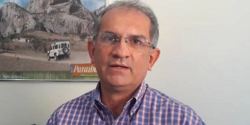 Justiça Eleitoral proíbe Prefeitura de Araruna de distribuir Tabletes com fins eleitoreiros