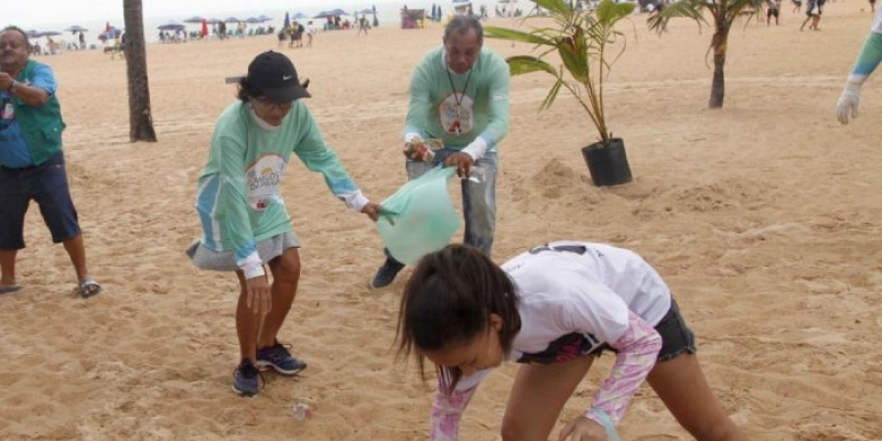 Emlur participa de ações do Dia Mundial da Limpeza neste sábado