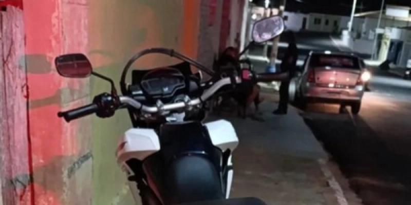 Motocicleta adulterada é recuperada pela Polícia Militar no Sertão paraibano