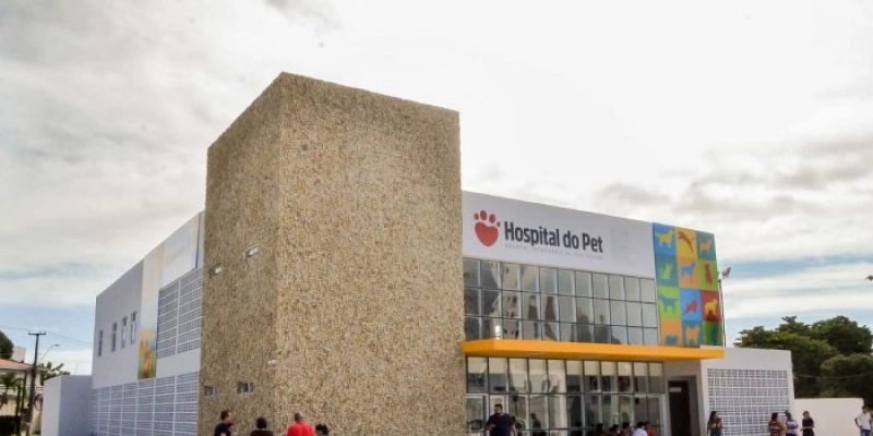 Cícero garante ampliar a rede de proteção aos animais com a construção do Hospital do Pet na Zona Sul