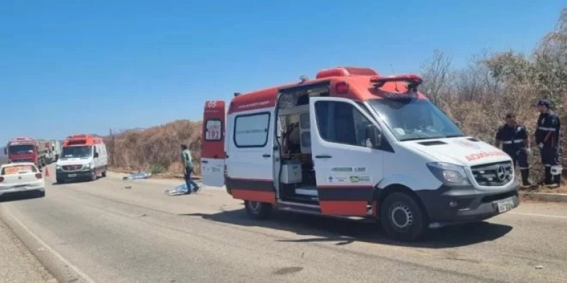 Casal morre em grave colisão entre moto e caminhão na PB 325, no sertão do estado