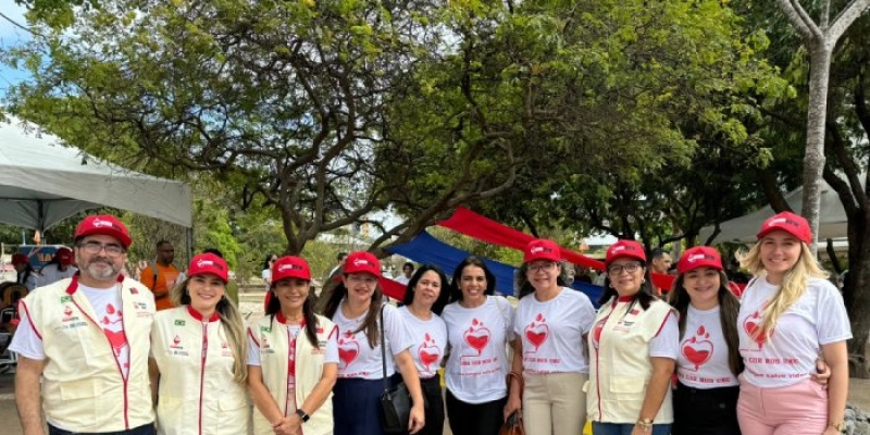 Hemocentro comemora um ano da unidade itinerante com Feira de Serviços em João Pessoa