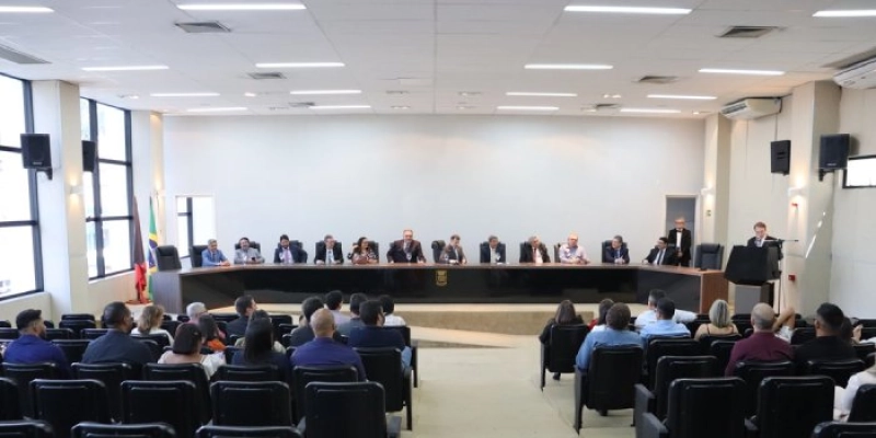  PGJ dá posse a 11 novos servidores do MPPB