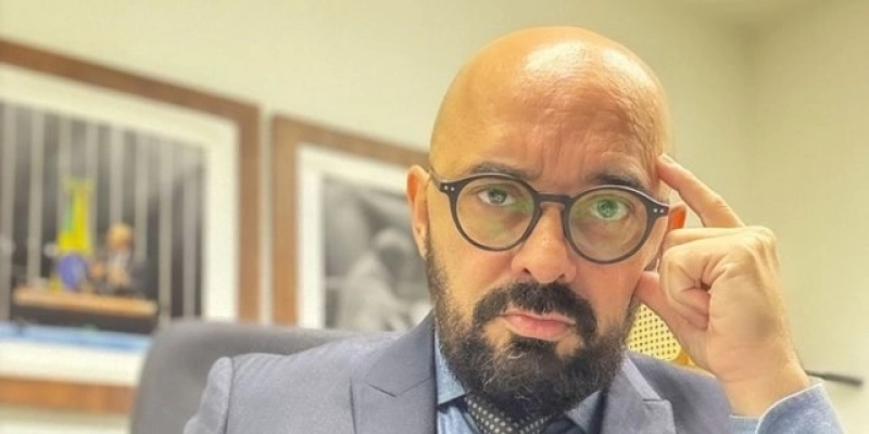 Cristovão Pinheiro, com três vitórias consecutivas em Cajazeiras, é disputado por políticos