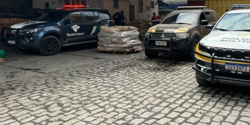 Polícia Federal em ação conjunta, apreende 760kg de cocaína