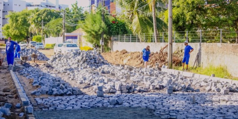Cícero garante calçar todas as ruas que ainda restam para deixar João Pessoa 100% pavimentada
