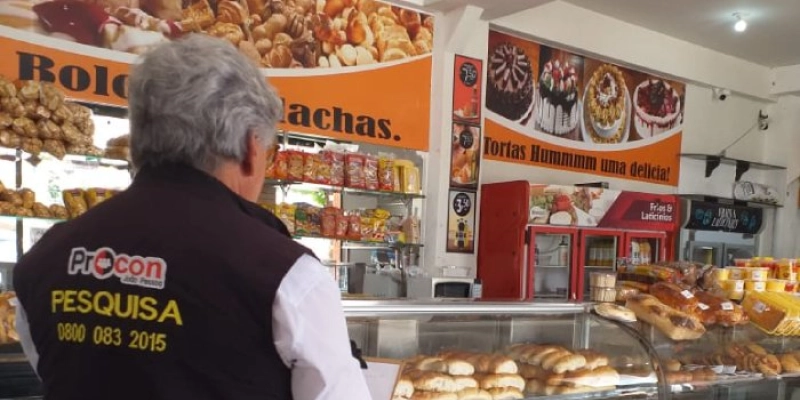 Pesquisa do Procon-JP encontra diferença de R$ 12,04 no preço do quilo do pão francês