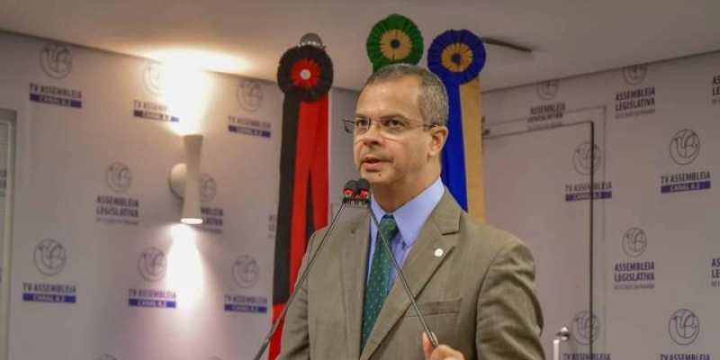 Projeto de Jutay cria programa para ensinar a estudantes economia e finanças e estimular empreendedorismo
