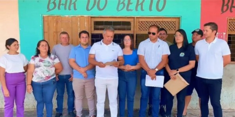 Gerôncio Júnior assina ordem de serviço para a construção da Praça de Eventos em São Francisco