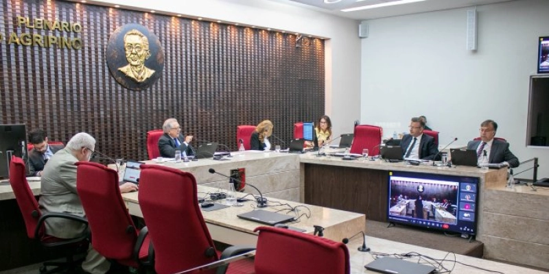 Gasto sem comprovação documental acarreta débito de R$ 99,4 mil a presidente da Câmara de Cacimbas