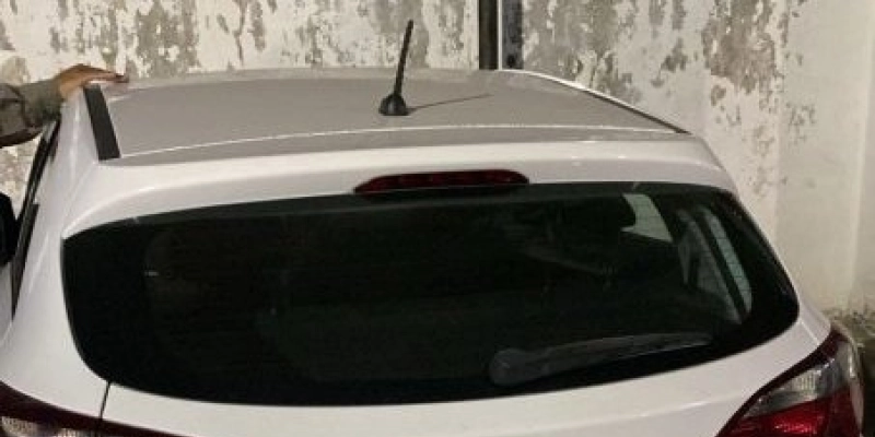 Polícia Militar recupera carros roubados e prende infratores 