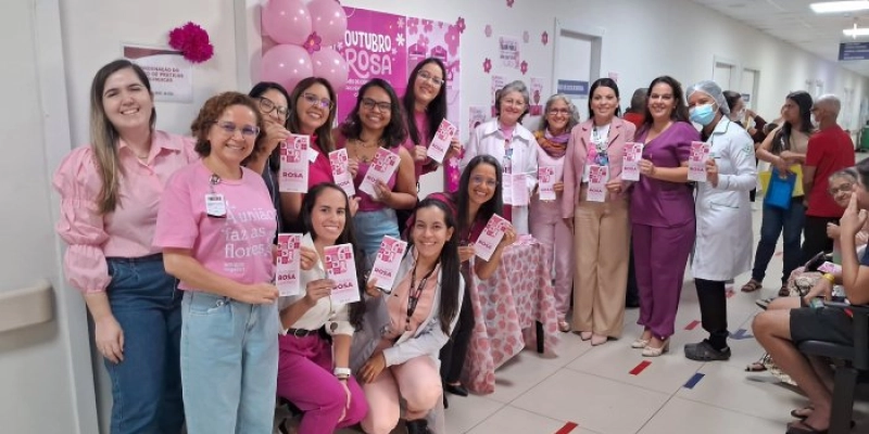 Outubro Rosa: Hospital Metropolitano promove ação de conscientização sobre prevenção do câncer de mama