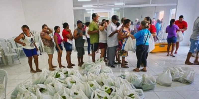 Assistência Social realiza ações de entregas de cestas de alimentos em Aparecida