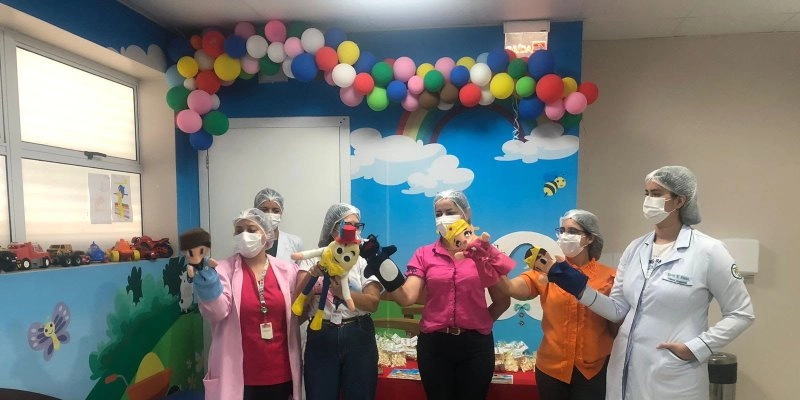 Hospital Metropolitano realiza ação para prevenção do risco de quedas na Pediatria