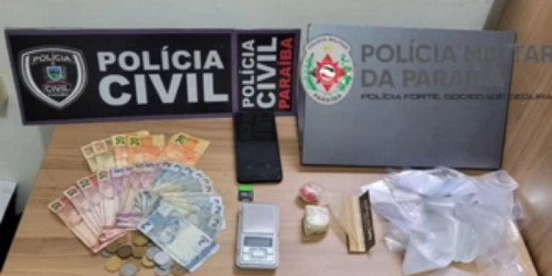 Mulher é presa em flagrante por tráfico de drogas, no interior da Paraíba