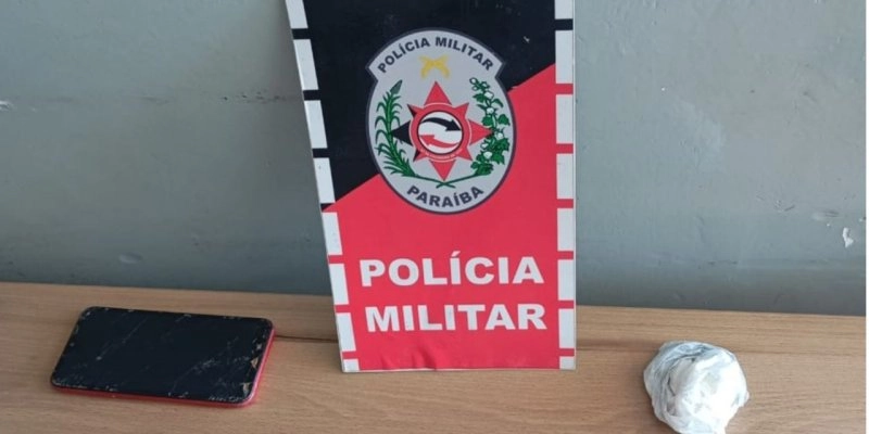 Adolescente é apreendido com cocaína e 140 pedras de crack em Aparecida 