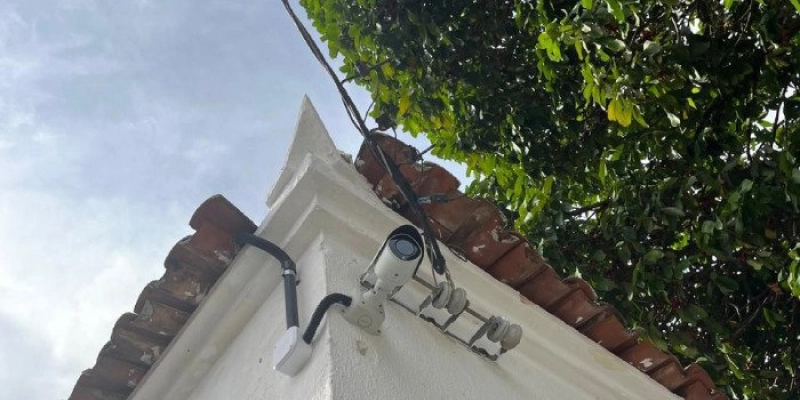 Prefeitura instala câmeras nos cemitérios públicos para coibir furtos e ações de vândalos
