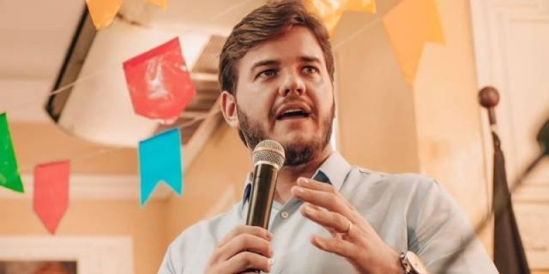 Prefeito reeleito de Campina Grande fala em tentativa de “projetos importados” na Campanha