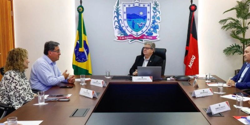 João Azevêdo recebe Missão do Banco Mundial e destaca execução das obras do Projeto de Segurança Hídrica da Paraíba