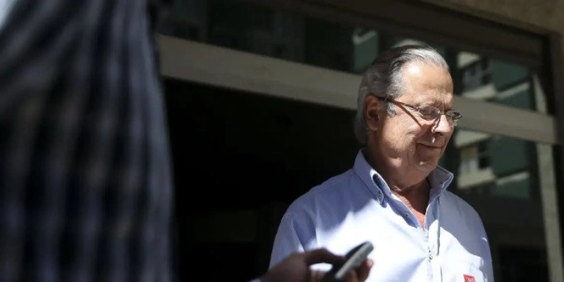 PGR recorre de decisão que anulou condenações de Dirceu