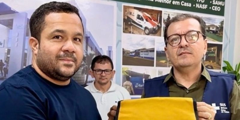 Prefeitura de Sousa entrega kits aos motoristas do TFD e Agentes Comunitários de Endemias