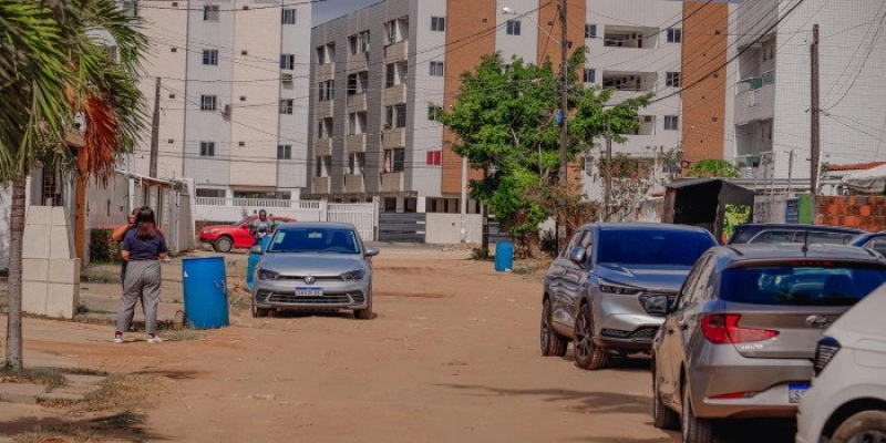 Prefeito autoriza obras em dez ruas para deixar o bairro do Aeroclube totalmente pavimentado