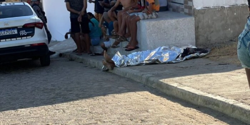 Homem é morto a facadas no Sertão da Paraíba; Polícia busca suspeito