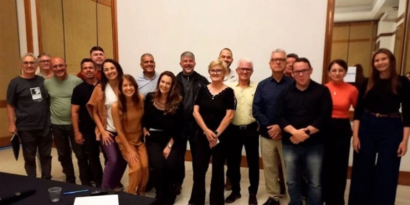 Cooperativas paraibanas abordam prevenção ao assédio e estratégias de neuromarketing em Campina Grande