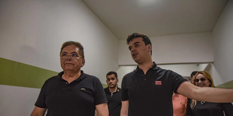 Governador em exercício Adriano Galdino visita obras de Hospital em Pocinhos