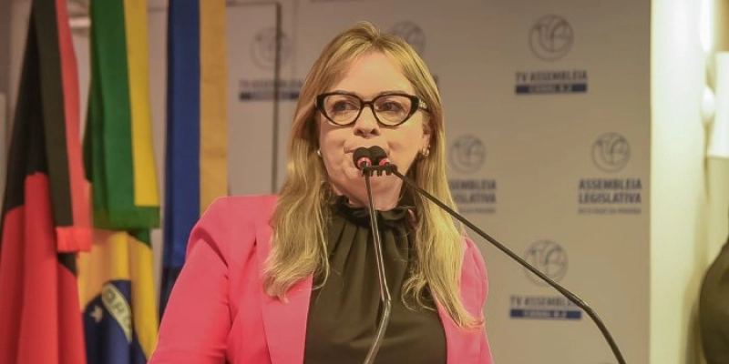 Projeto de Sílvia Benjamin otimiza transferência de veículos na Paraíba