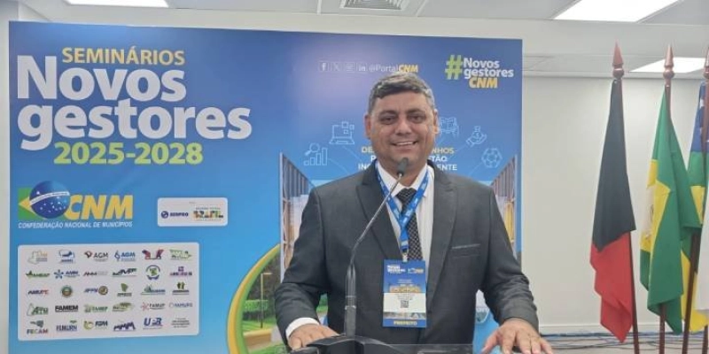 Prefeito eleito de Vieirópolis participa de seminário e busca recursos em Brasília