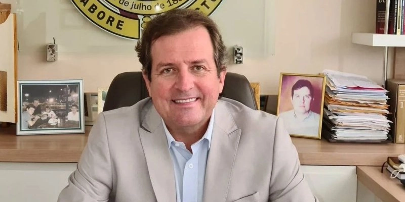 Prefeito Fábio Tyrone é absolvido de irregularidades na construção de UPA pelo TRF5