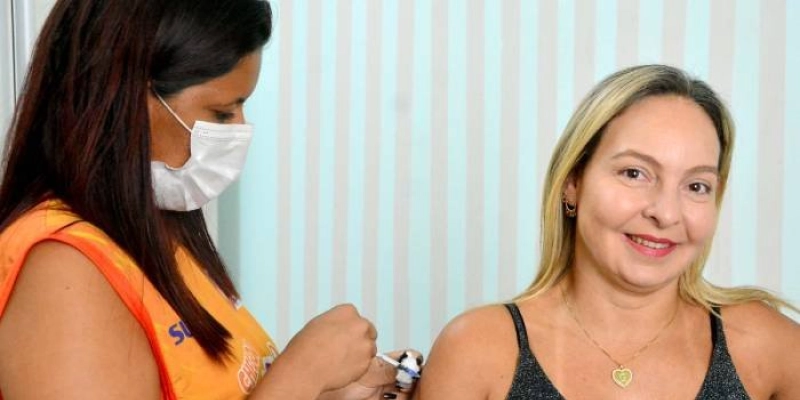 Diversos serviços de saúde e pontos móveis realizam ação preventiva com vacinação em João Pessoa