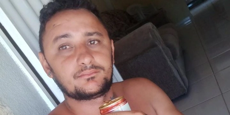 Tragédia em Aparecida: Pai mata filho a facadas durante discussão família; acusado se entrega a Polícia 
