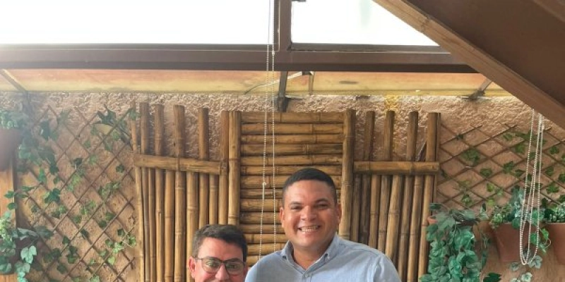 Rômulo Dantas adere e Dinho passa a contabilizar 23 vereadores no apoio à sua reeleição