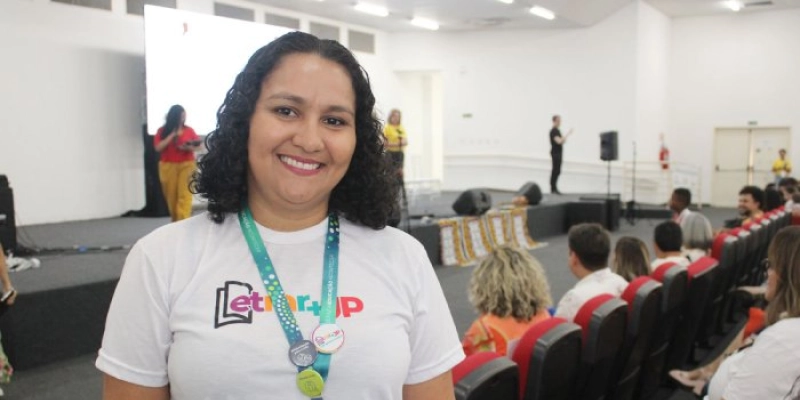 Comunidade escolar debate a educação para as relações étnico-raciais durante seminários