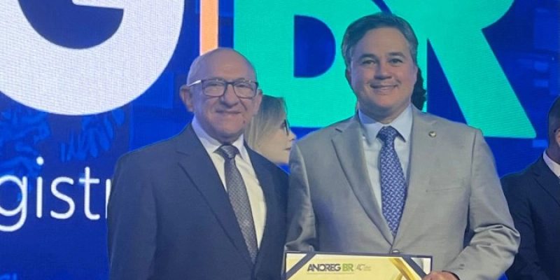 Cartórios no século XXI: Congresso debateu Inteligência Artificial e celebrou líderes do setor